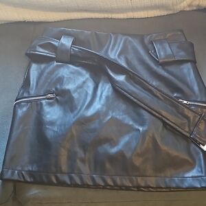 Sweet Rain Black Faux Leather Skirt with Zipper Accents